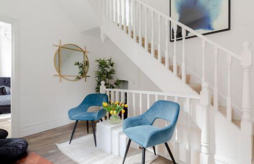 RARE FIND off Oxford St! SOHO 5bed Design House For XXL Groups - Photo 25