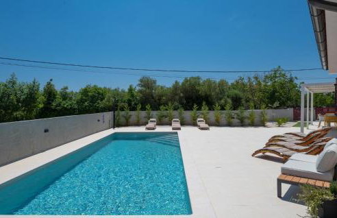 Awesome Home In Mali Vareski - Foto 12