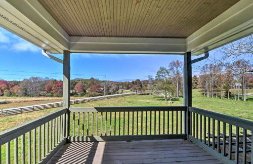 Serving Southern Charm at this Clarkesville House! - Foto 27