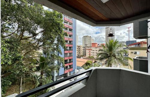 Guarujá Praia do Tombo! Ar, Piscina, Vaga, WIFI, TV Smart, perto da praia! - Foto 12