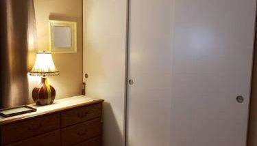 Entire 1 BR Condo- Near Anschutz, UC Health, DIA- In-Unit Washer Dryer- Seasonal Discounts! - Foto 4