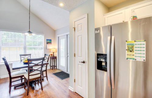 Deck and Yard Savannah Area Retreat! - Photo 11