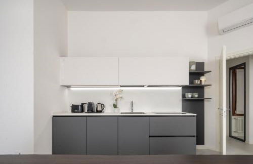 Design Apartment with Balcony on the Grand Canal R&R - Foto 6