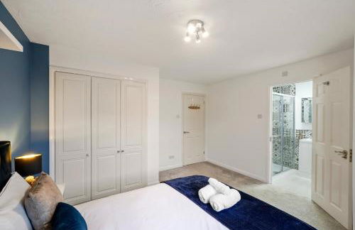 Beautiful 5 bedroom house in Stone, Aylesbury, Free parking - Foto 3