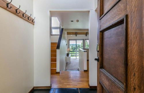 3 min to UO with amazing views! Central to all! - Foto 38