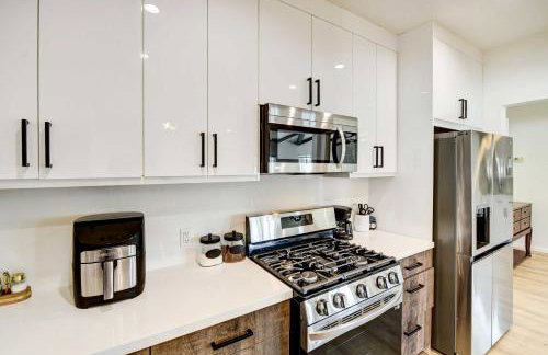 Mtn-View Poolside Oasis! Palm Springs Festival HQ - Foto 10