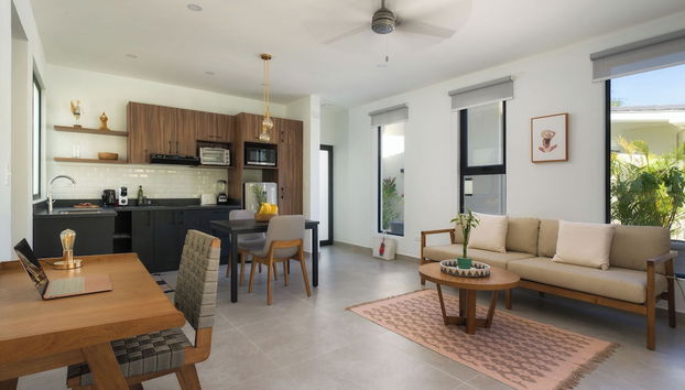 Bo Jungle - Steps to Tamarindo Beach - Surf & Pool #4 - Foto 4, Sala de estar