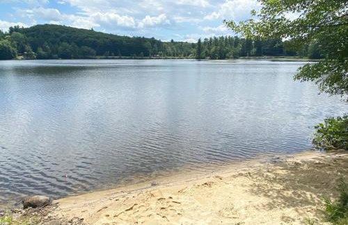 Lakeside Retreat - HOT TUB, Swimming, Boats - Foto 26