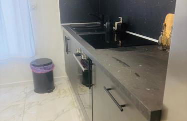 wihi-loges - Appartement type grand T2, calme, centre-ville de Nevers - Foto 9