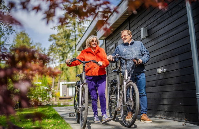 Modern Holiday Home With Decorative Fireplace - Foto 29