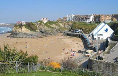 Amazing 2-bedroom apartment with lovely sea views - Foto 31