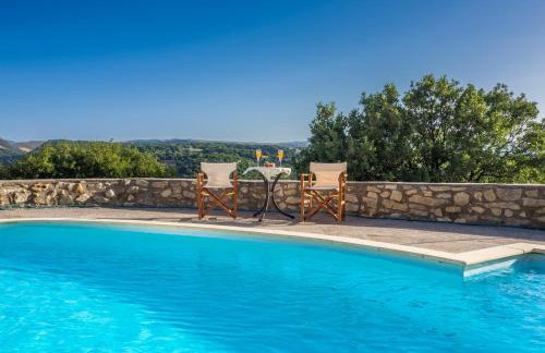 Stone Built Private villa Limeri with pool, BBQ & Shaded Patio - Foto 8