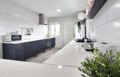 Amazing Home In Turís - Photo 5