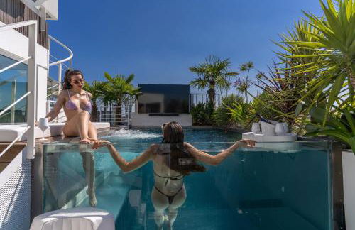 SkyJungle, luxury penthouse private pool and spa - Foto 40