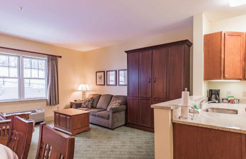 Slopeside Ski-In/Ski-Out ; HotTub ; 2 Room 2 Bath - Foto 1