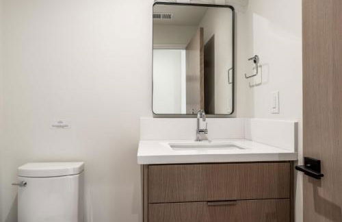 New Luxury Free Standing 4BR 4 and a halfBA Home Obsidian Reserve #146 Priv Hot Tub, 2-Car Garage Great Views - Foto 17