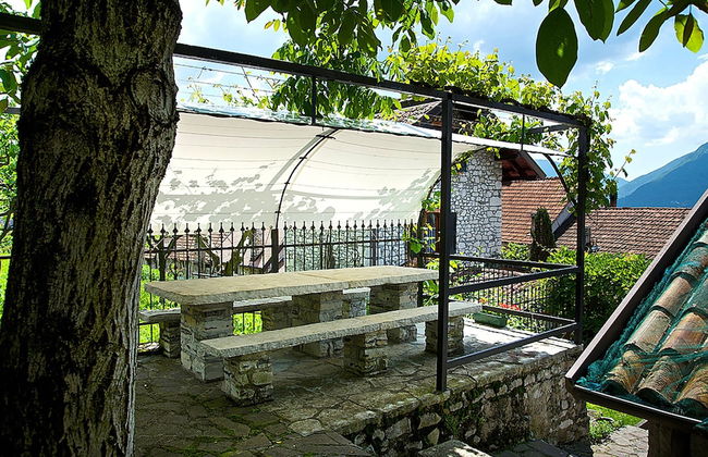 Cottage in Italy With Alpine Fireplace - Foto 27