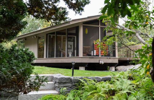 Quarry House Mid-Century Modern - Foto 22