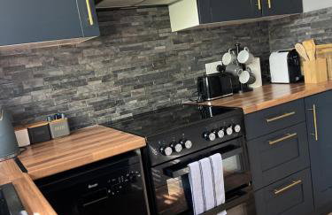 1 Bed Flat - Walton-on-Thames - Foto 6