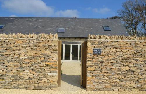 Stone Barn, contemporary barn conversion - Photo 39