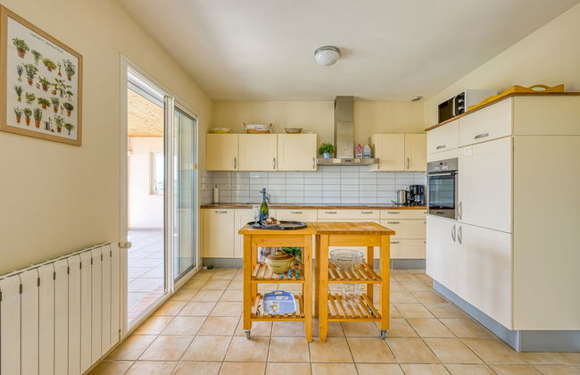 4 bedroom House in Cailhau with private pool and garden - Photo 15