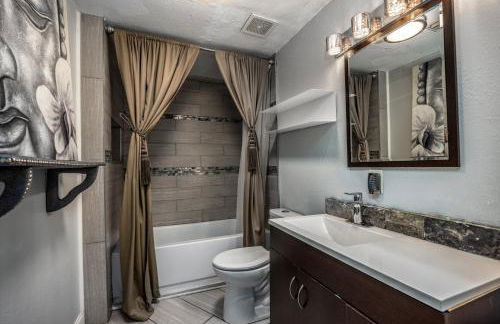 Luxury Retreat Just Steps from UF Main Campus - Foto 32