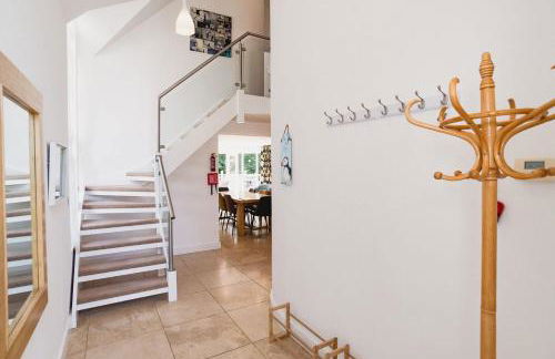 Trewhiddle Retreat V10 by Together Travel - Luxury 4-Bedroom Villa - Foto 47