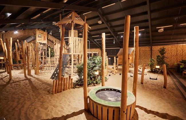 Nice, Child-friendly Villa With a Sauna in Limburg - Photo 24