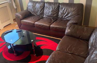 "Snooze Central" - City Centre Apartments above Victoria Centre Shopping Centre with full Kitchen in Milton Street - up to 4 Beds - most Central Location next to the Hilton Hotel - Outdoor Parking for Cars or Vans five pounds a day - Sunday 1pm Check-Out - Photo 44