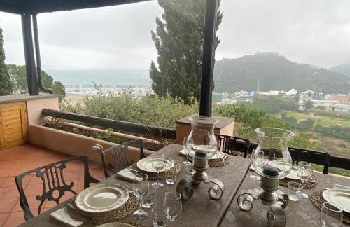 Elegant home with spectacular view - Foto 44