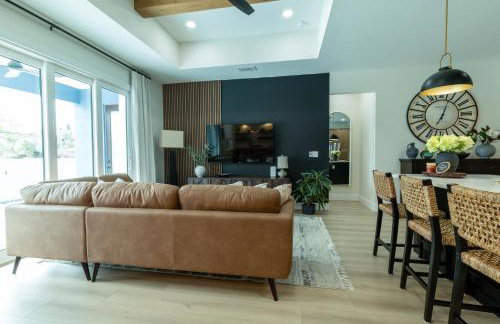 Bright New Home Family Oasis Near the Shore - Foto 29