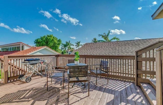 Beautifully Renovated 5 Bedroom with Guest House 5 Home by RedAwning - Foto 54