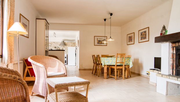 Salamnbo - Foto 3, Kitchen / Dining Room