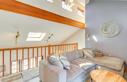 Private Spa, Fire Pit and Deck Poconos Home! - Foto 6