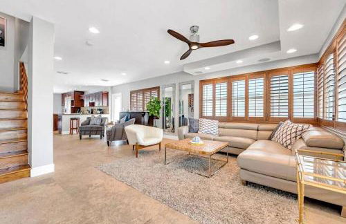 Steps to Beach, Pool, Backyard Oasis, Game Room - Foto 21