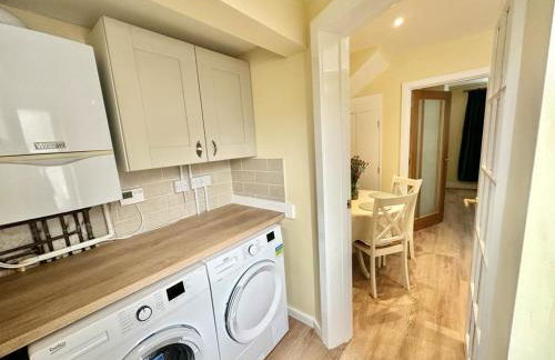 Pembroke Dock Hidden Gem - Pass the Keys - Photo 15