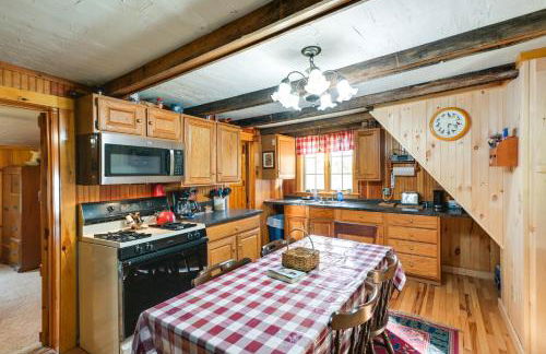 Peaceful Oakfield Cabin on Mattawamkeag River! - Foto 7