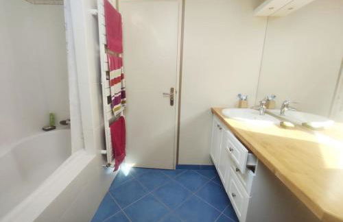 Maison 10 personnes à 10 minutes à pieds de la plage - Photo 22