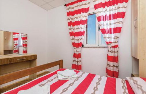 Beautiful Apartment In Dinjiska - Foto 15