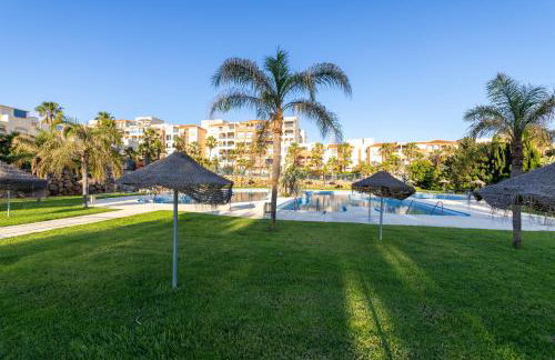 Maravilloso ático en Almerimar con piscina y parking - Foto 50