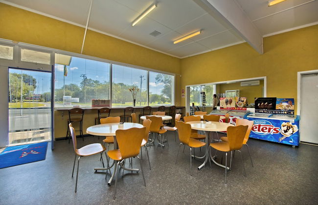 Acclaim Rose Gardens Beachside Holiday Park - Foto 36