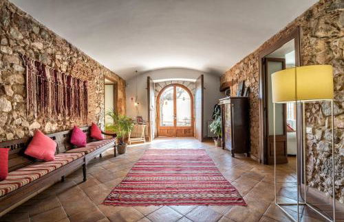 Mas Vives, exclusiva masía del siglo XV - Foto 4