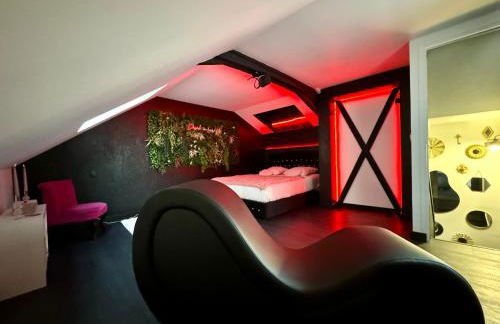 Love room spa et bien etre avec jacuzzi et sauna - Foto 23