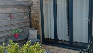 Larch Cottage Ruston with hot tub, dogs go free - Foto 2