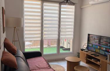 Petit chez moi avec parking - Photo 13