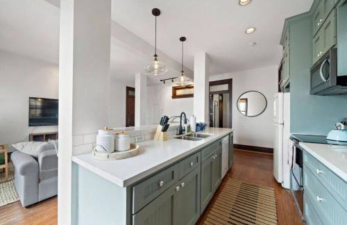 Stylish, historic loft in Downtown Galveston, 3 blocks to The Strand - Foto 11