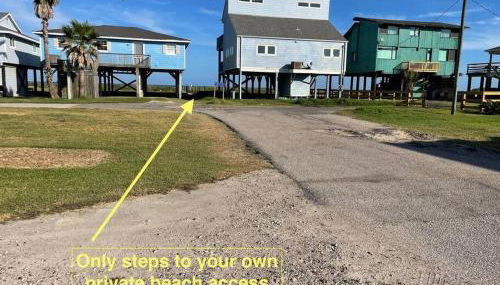 Private beach access -360 Water Views - Upscale home - Second Row - Foto 2