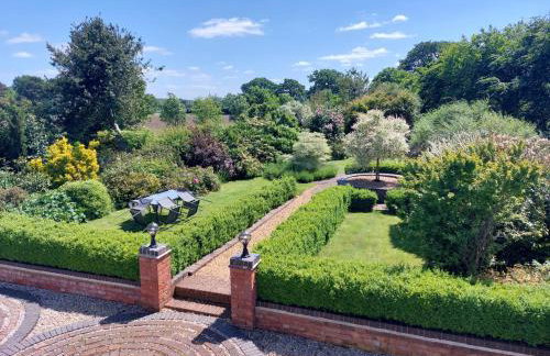 Beautiful 3 Bedroom Cottage - Picturesque Retreat - Foto 1