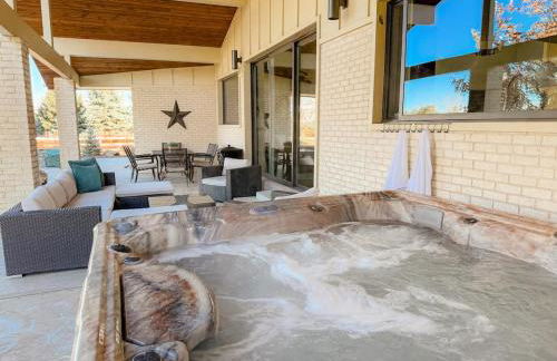 Mid-Century Mod - 7 BR Sleeps 22 - Hot Tub & Game Room - Foto 54