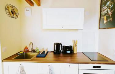 Apt in hyper center of Lannion, next to City Hall - Photo 4